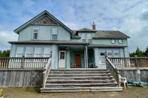 Tinker House and Tinker House Cottage